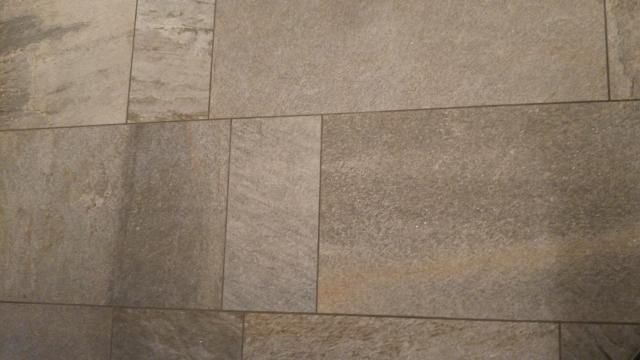石畳の床